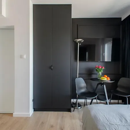 Centrum Wigury Dostep Na Kod Blisko Galeria Lodzka Piotrkowska Szary * Lodž